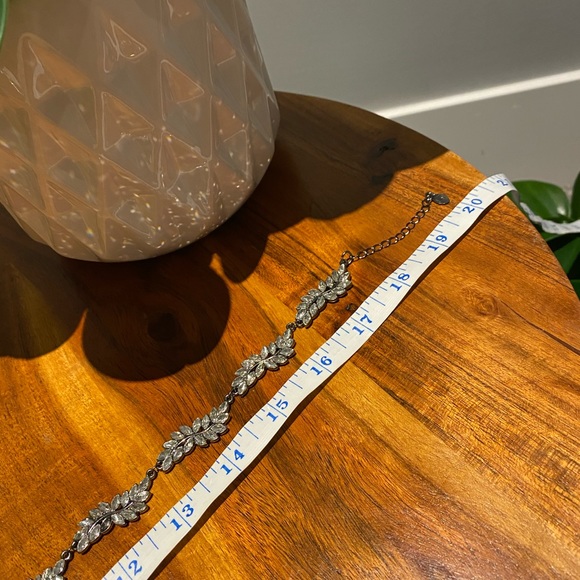 BOGO Fern Leaf Rhinestone Necklace - Picture 6 of 7